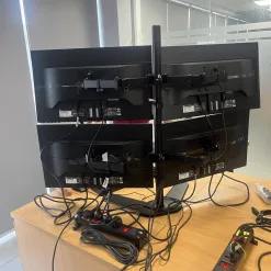 Alternative view of Giá treo 4 màn hình máy tính để bàn từ (14-27) inch nhập khẩu