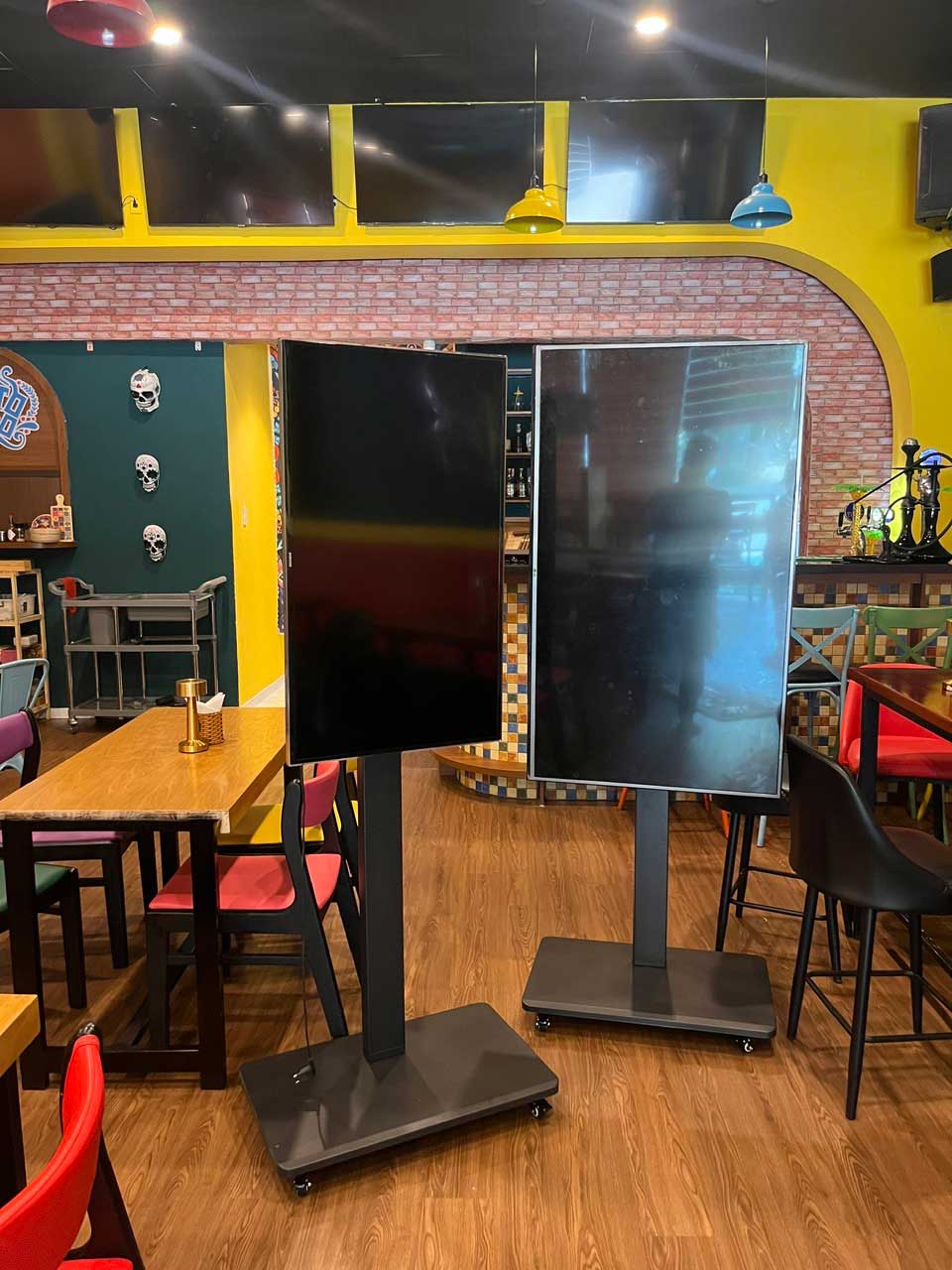 GIÁ TREO TIVI DI ĐỘNG XOAY 90 ĐỘ ERGOTEK E1290 (32 – 65 INCH) - Ảnh 3