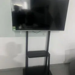Alternative view of Giá Treo Tivi Di Động ERGOTEK E1900 (32 – 70 Inch) – Linh Hoạt